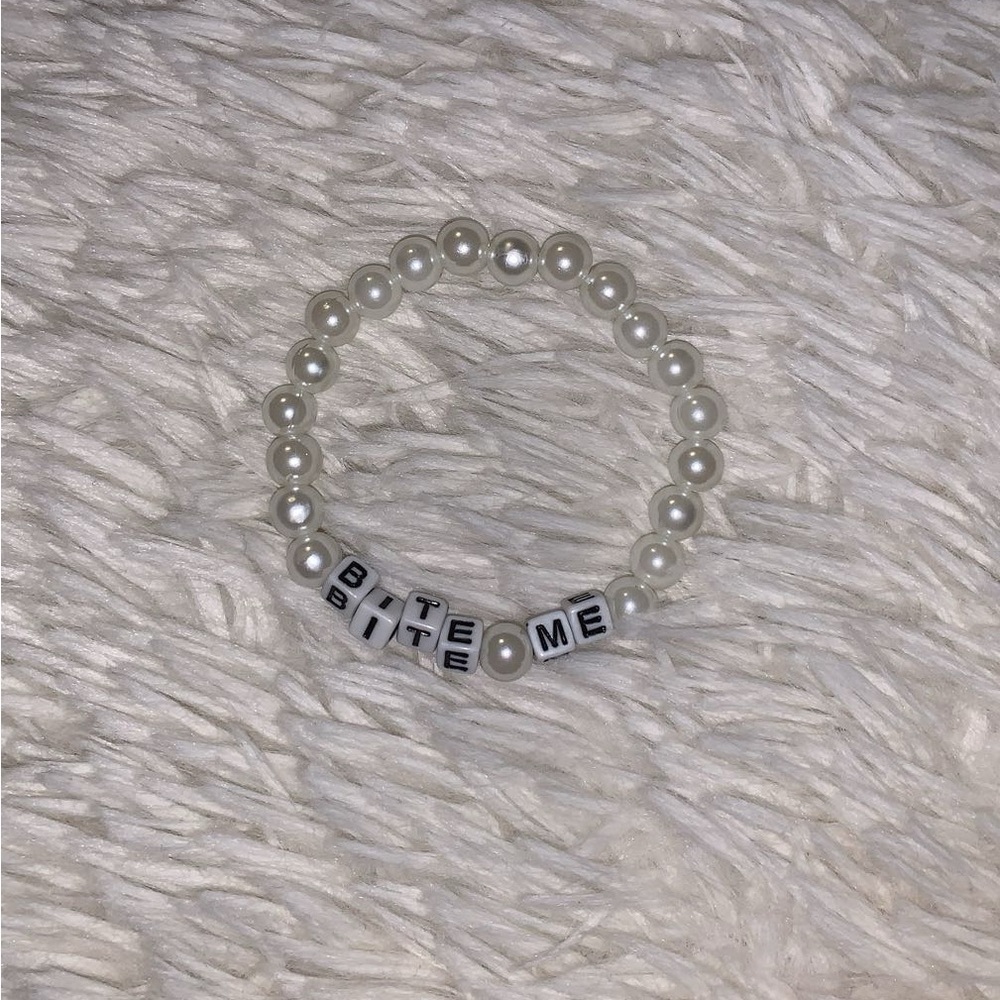 White Pearl beaded bracelet for women